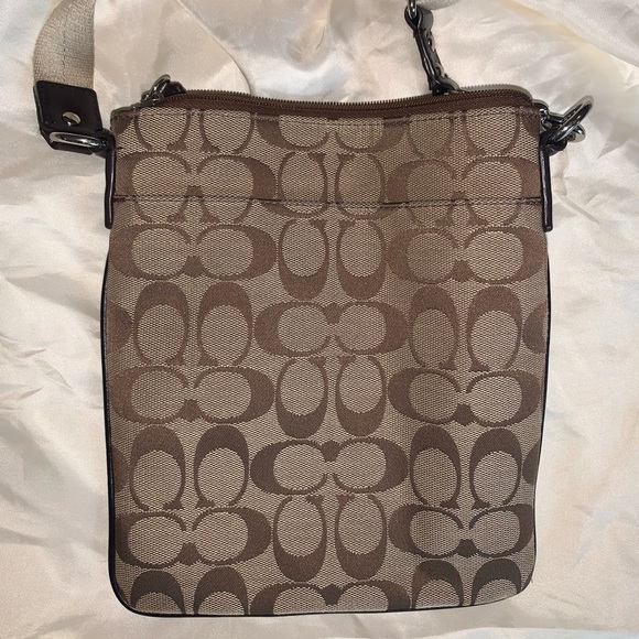 Authentic Coach crossover bag - Picture 4 of 6